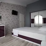 Aparthotel Apart Hotel Central Momchilgrad